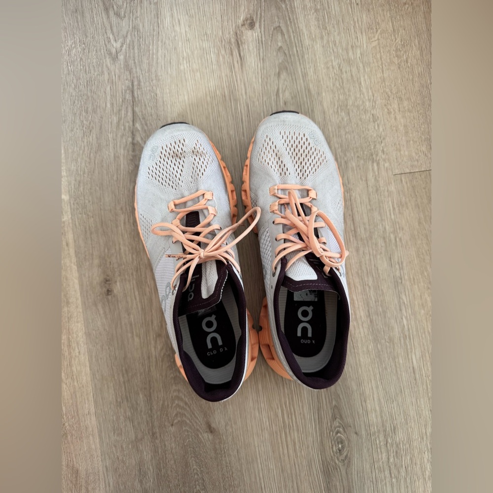 On Running CloudX Running Shoes